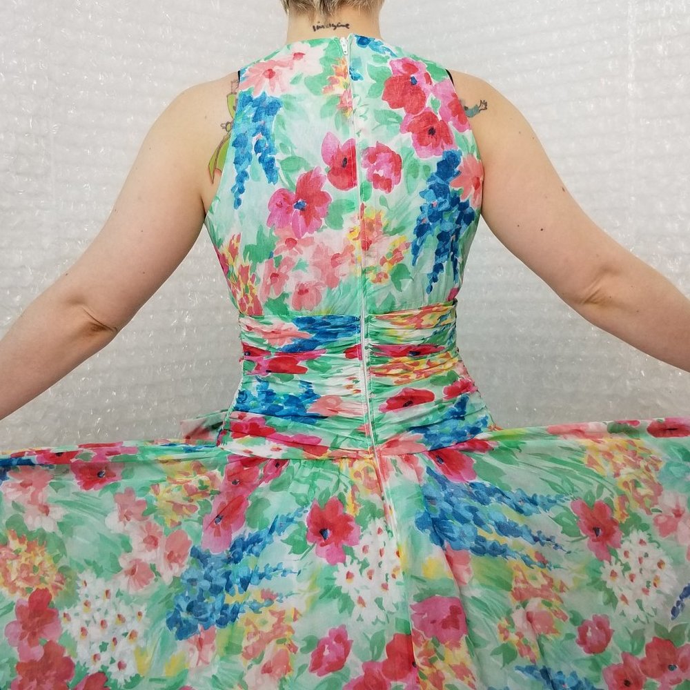 Laura Ashley 1980s Floral Fit & Flare Dress - image 5